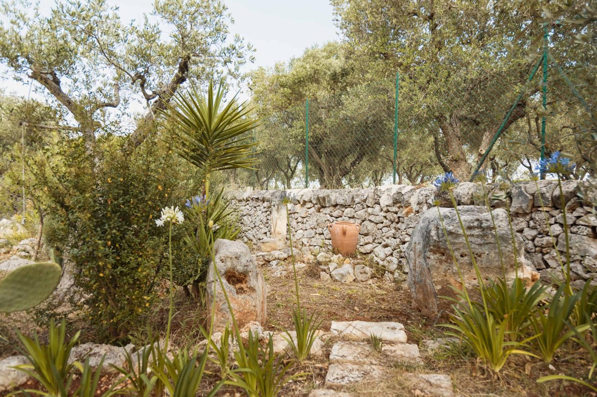 Penzion Trulli Santa Maria Odegitria Relais Ostuni Exteriér fotografie