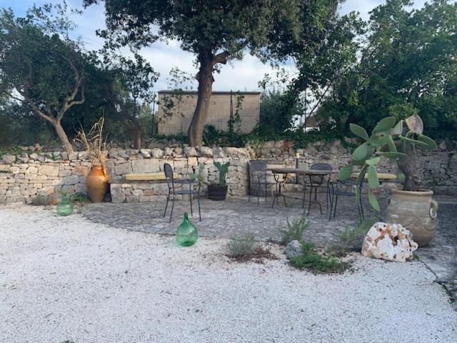Penzion Trulli Santa Maria Odegitria Relais Ostuni Exteriér fotografie